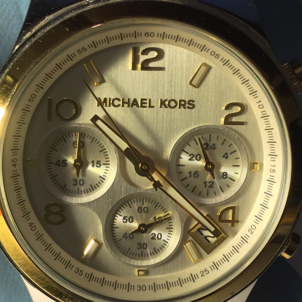Michael Kors Twist Chain Chronograph